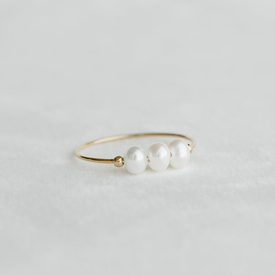 Luna Trio Pearl Ring