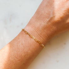Load image into Gallery viewer, Paperclip Bracelet
